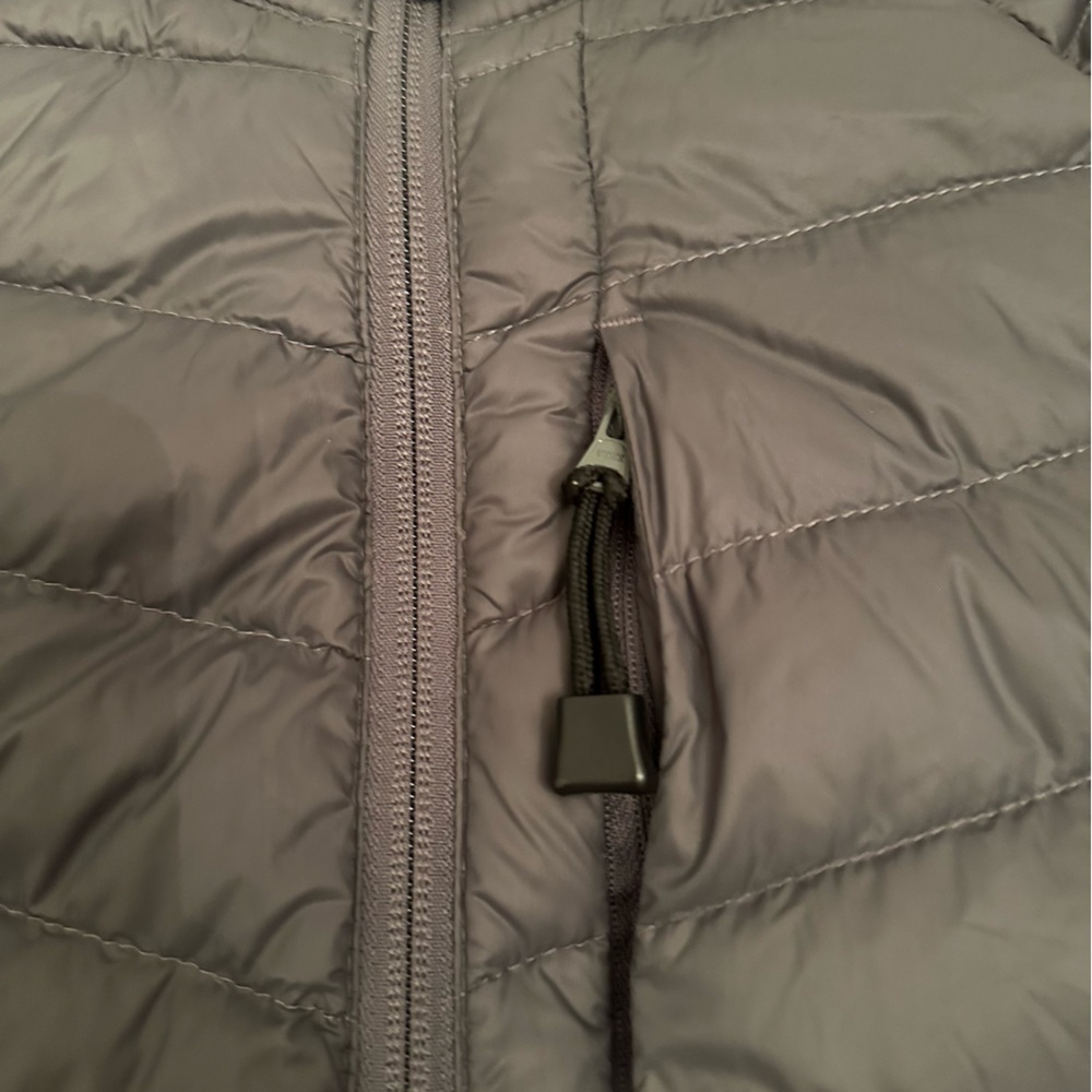 Lands' End Men's Wanderweight Ultralight Packable Down Jacket size XL - Picture 10 of 11